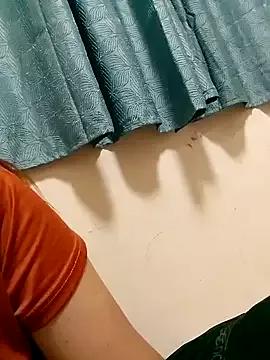 PrincessYna from StripChat is Freechat