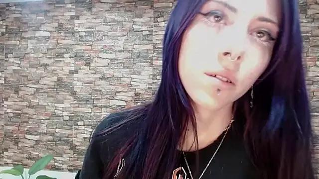 prisma_lizzycs from StripChat is Freechat