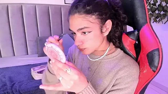 Check-out our cam rooms range and converse on a personal level with our delicious livecams streamers, showing off their spicy curves and toys.