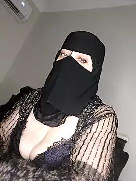 Queen_Amina from StripChat is Freechat