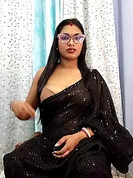 Queen_Doll from StripChat is Freechat