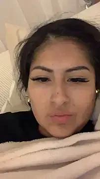 QueenFernanda from StripChat is Freechat