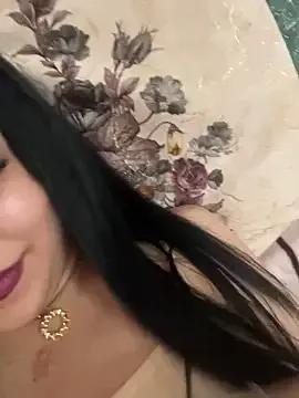 QueenLujaine from StripChat is Freechat