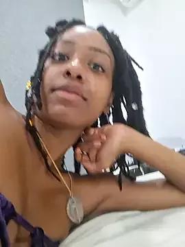QueenYembo69 from StripChat is Freechat