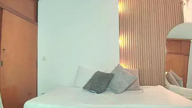 quetzal_pamela from StripChat is Freechat