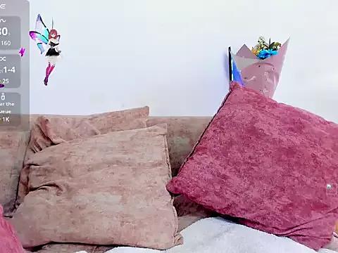 quimeralady from StripChat is Freechat