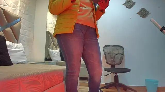 Check-out our cam rooms range and converse on a personal level with our delicious livecams streamers, showing off their spicy curves and toys.