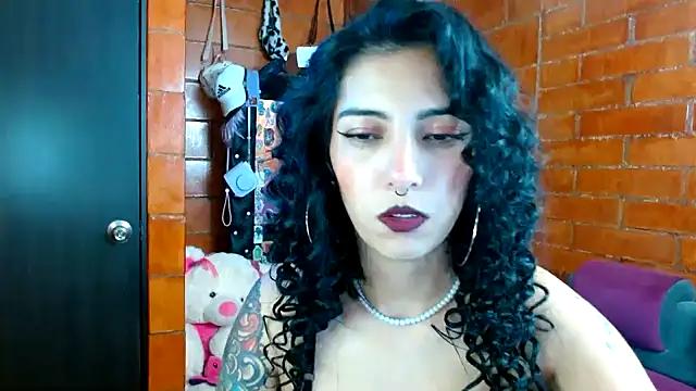 Raven__purple from StripChat is Freechat