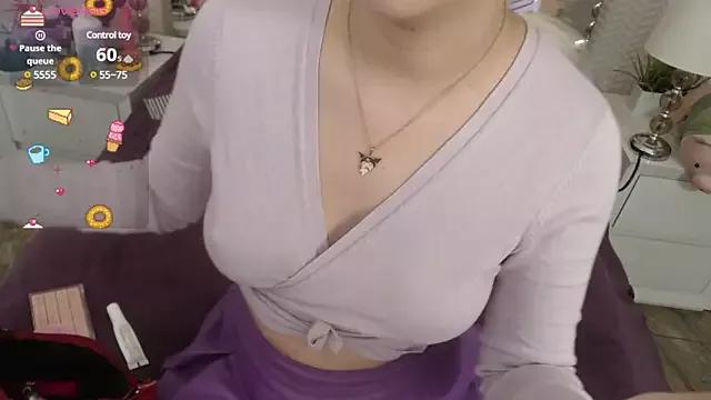 Check-out our cam rooms range and converse on a personal level with our delicious livecams streamers, showing off their spicy curves and toys.