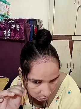 reemacouple007 from StripChat is Freechat