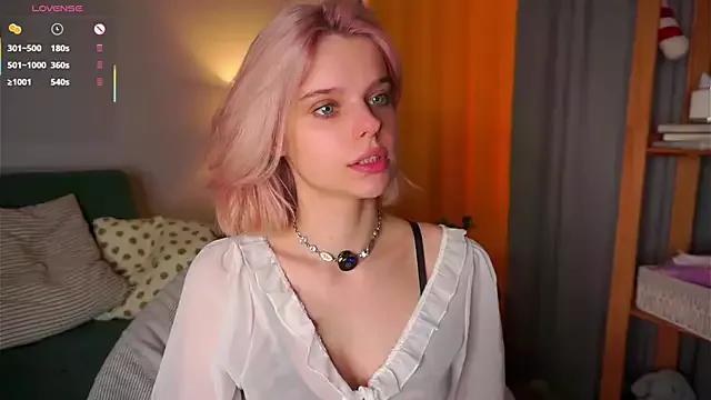 RexanneHatt from StripChat is Freechat