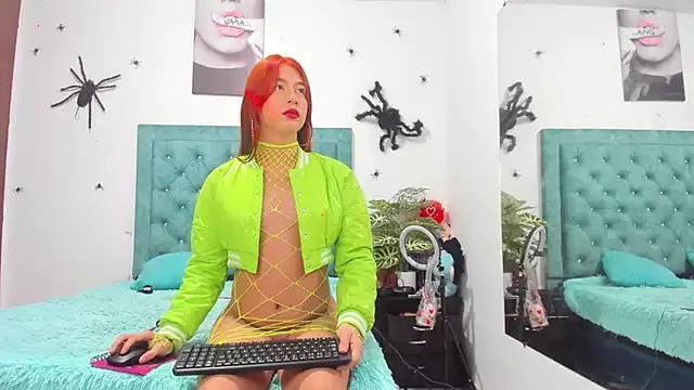 Check-out our cam rooms range and converse on a personal level with our delicious livecams streamers, showing off their spicy curves and toys.