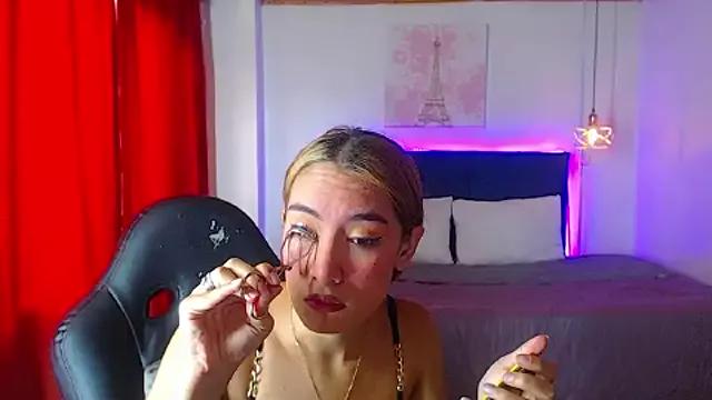 riley_reid2 from StripChat is Freechat