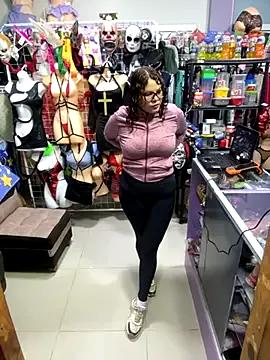 ROSALIASEXSHOP from StripChat is Freechat