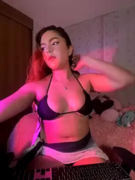 rosegoldseraphine8 from StripChat is Freechat