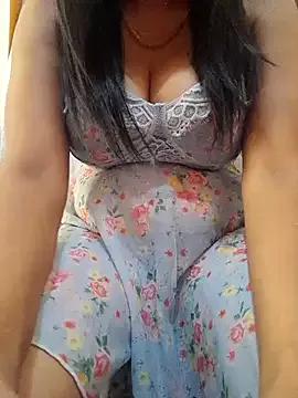 RoseLiveSL from StripChat is Freechat
