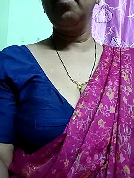 Rosy-B from StripChat is Freechat