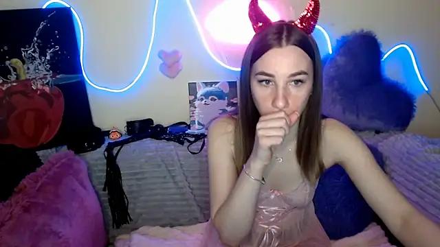 Check-out our cam rooms range and converse on a personal level with our delicious livecams streamers, showing off their spicy curves and toys.
