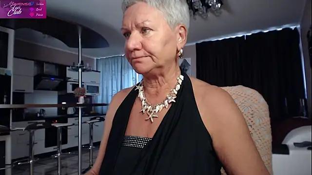 roxana_brooks from StripChat is Freechat