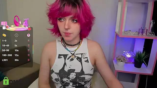 Roxy_Wi from StripChat is Freechat