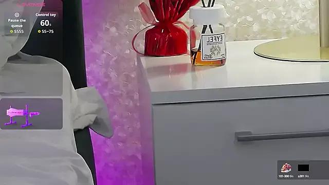 Check-out our cam rooms range and converse on a personal level with our delicious livecams streamers, showing off their spicy curves and toys.