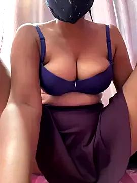 rubiii_redme from StripChat is Freechat