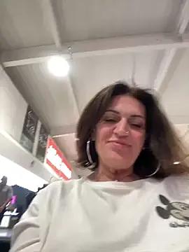 RubyyRosee from StripChat is Freechat
