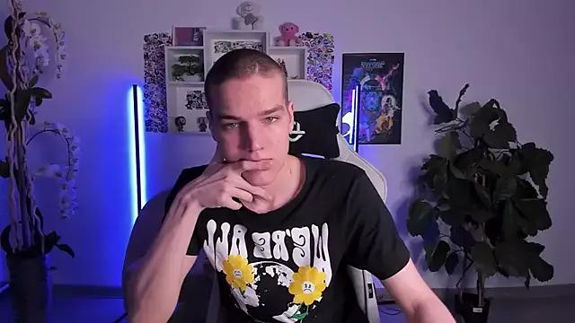 RYAN_ITS from StripChat is Freechat