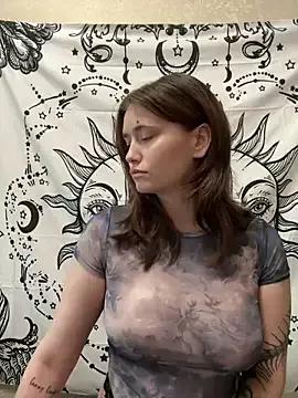 Sabrina_shells from StripChat is Freechat