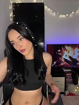 Check-out our cam rooms range and converse on a personal level with our delicious livecams streamers, showing off their spicy curves and toys.