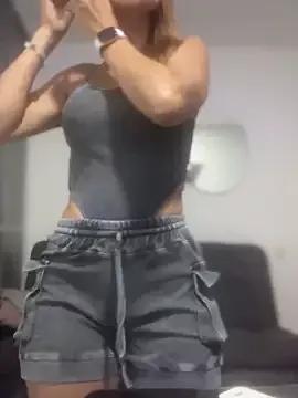 Samantha_bigboobs from StripChat