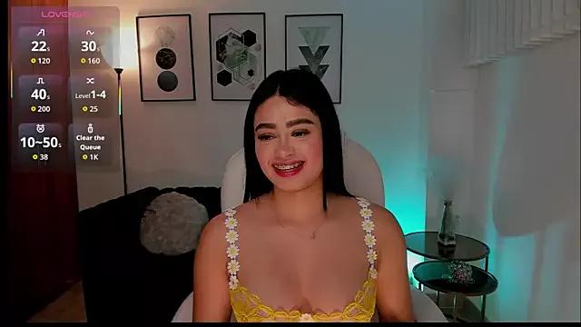 Check-out our cam rooms range and converse on a personal level with our delicious livecams streamers, showing off their spicy curves and toys.