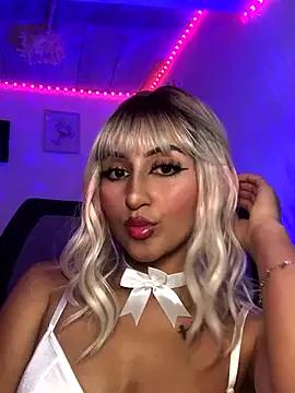 Check-out our cam rooms range and converse on a personal level with our delicious livecams streamers, showing off their spicy curves and toys.