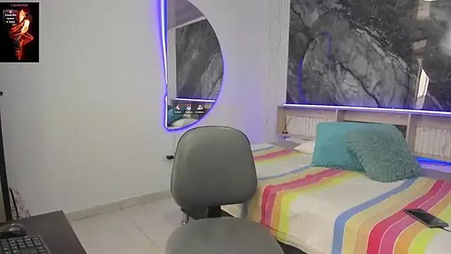 Sammy-Daniels from StripChat is Freechat