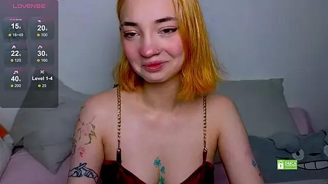Check-out our cam rooms range and converse on a personal level with our delicious livecams streamers, showing off their spicy curves and toys.