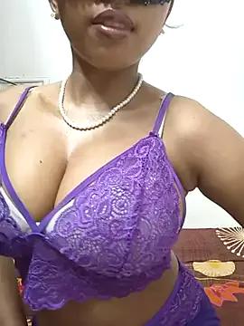 sandy_naughty from StripChat is Freechat