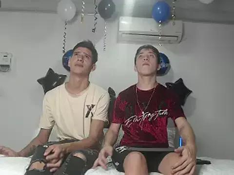 Santiago_LatinBoy from StripChat is Freechat