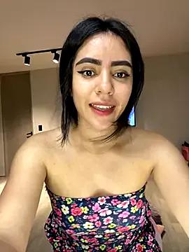 Sara-215 from StripChat is Freechat