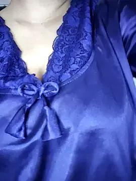 Sara_1618 from StripChat is Freechat