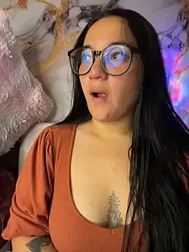sara_roy04_ from StripChat is Freechat