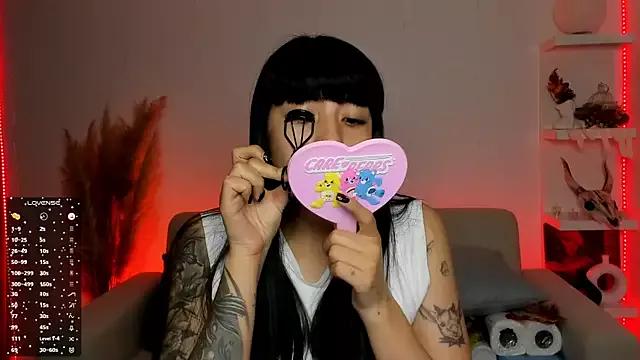 Saraa_Desiree from StripChat is Freechat