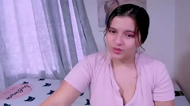 sarah_aguilar from StripChat is Freechat