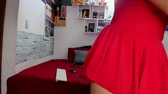 Check-out our cam rooms range and converse on a personal level with our delicious livecams streamers, showing off their spicy curves and toys.