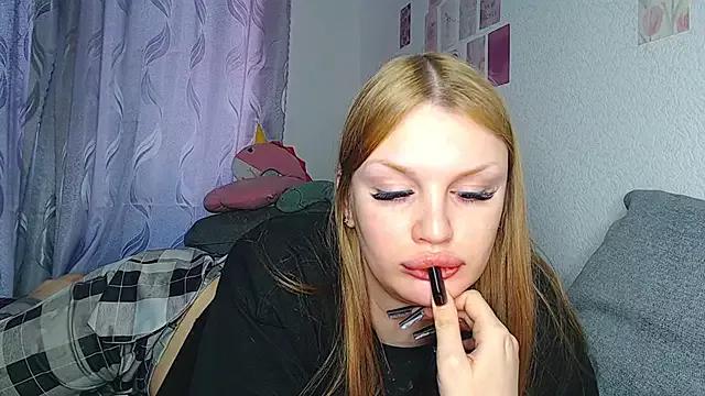 sashadeliii from StripChat is Freechat