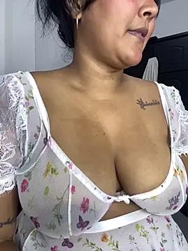 sashaoficial_ from StripChat is Freechat