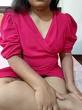 Sassy_Saraa from StripChat is Freechat