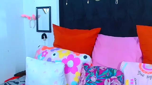 Check-out our cam rooms range and converse on a personal level with our delicious livecams streamers, showing off their spicy curves and toys.