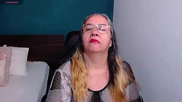 scaelettdubois from StripChat is Freechat