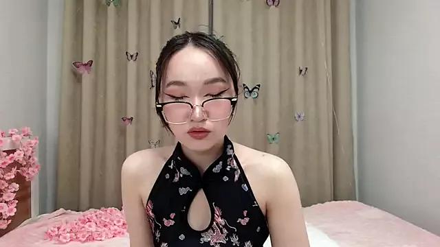 scamelia from StripChat is Freechat