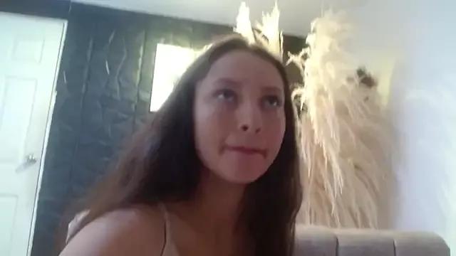 scarlet160920 from StripChat is Freechat